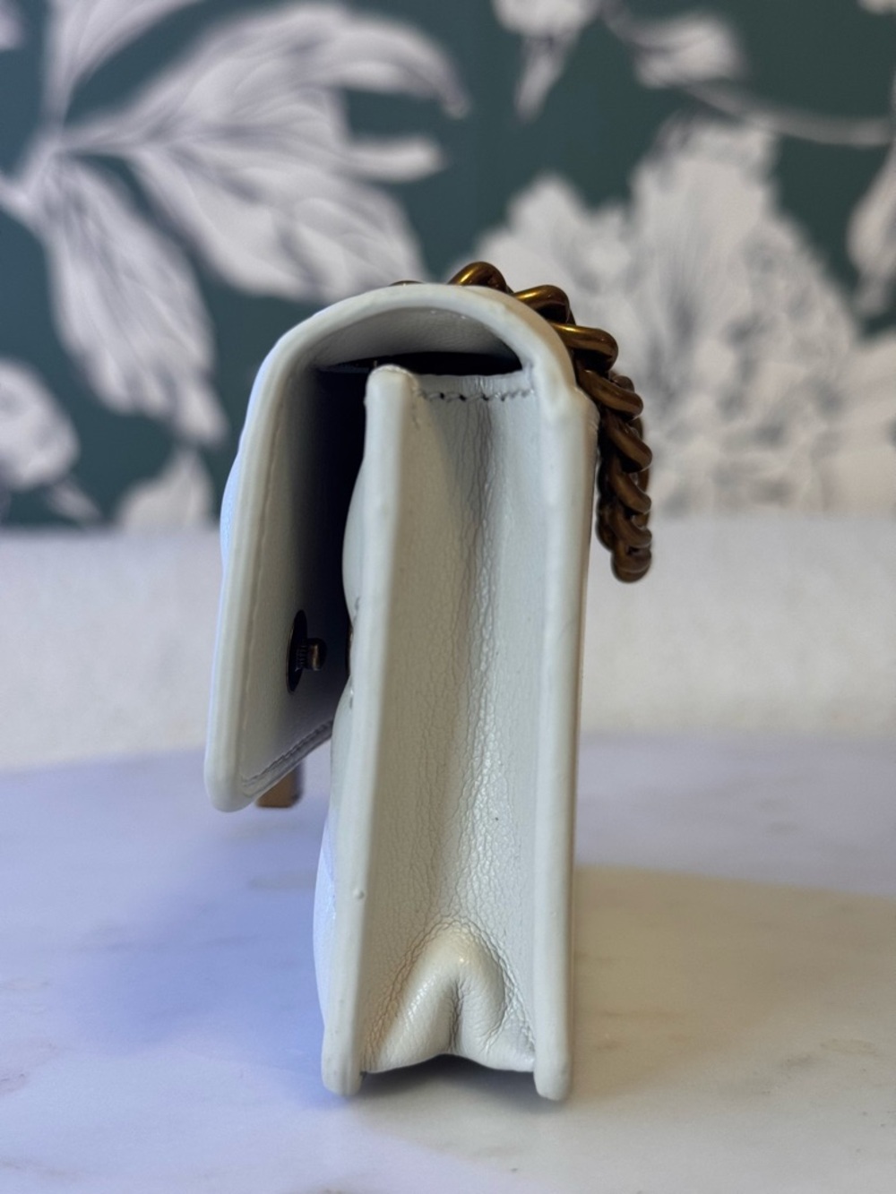 Kurt Geiger 🦅 NWT/NIB! Cream Quilted Mini Chain Bag - Picture 5 of 10